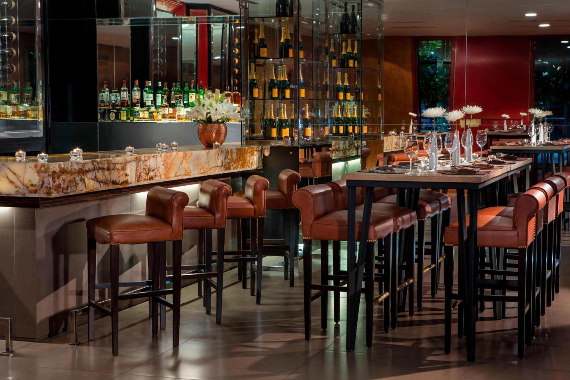 Hotel The Ritz-Carlton, Santiago del Cile Esterno foto